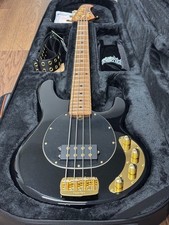 MUSIC MAN StingRay Special