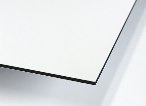 Panneau composite aluminium - composite, en