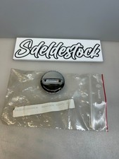 1 bouchon  chrome carter