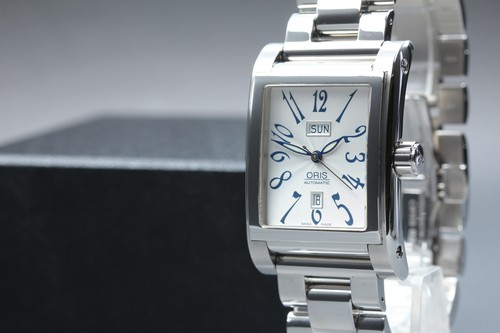 Presque comme neuve montre - [presque, neuve]