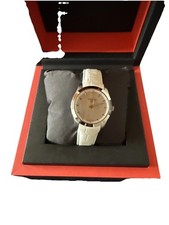 Montre femme Tissot Couturier cadran nacré neuve