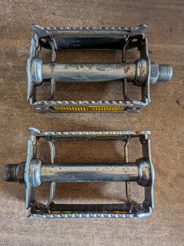 Paire pédales vintage - paire,