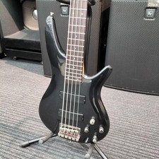 Guitare basse active Ibanez