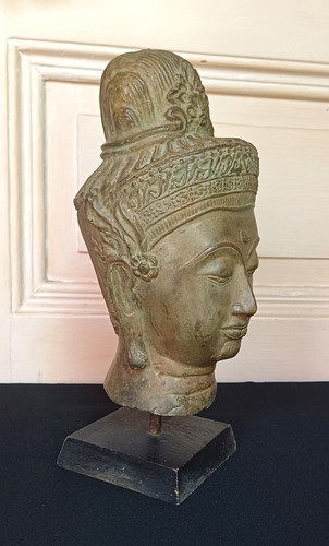 Ancienne tête bouddha en - ancienne,