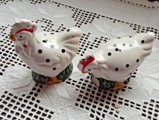 Anciennes Salières Poivrière