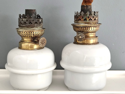 Anciennes lampes pétrole - anciennes, à