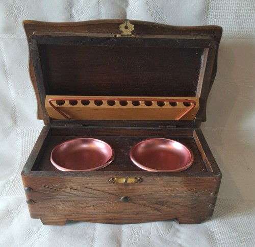 Ancienne boîte tabac - à,