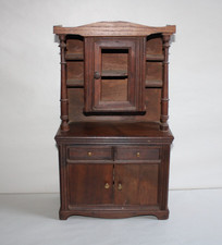 Ancien vaisselier de poupée, meuble, bois teinté, hauteur 42 cm