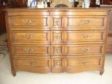 Magnifique commode Arbalète