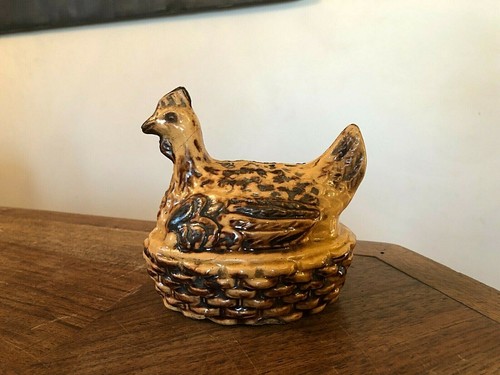 Ancienne tirelire poule sur - tirelire,,
