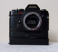 KONICA AutoReflex T4 avec