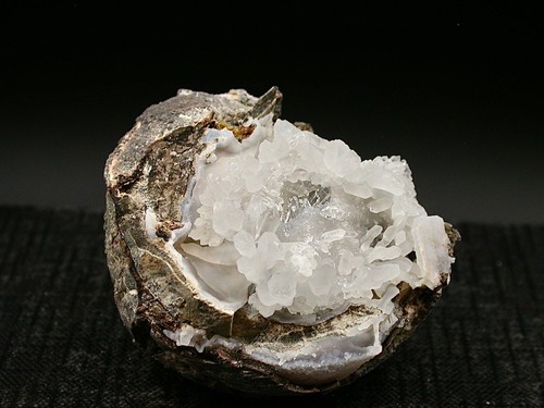 Géode avec quartz sceptre - quartz,