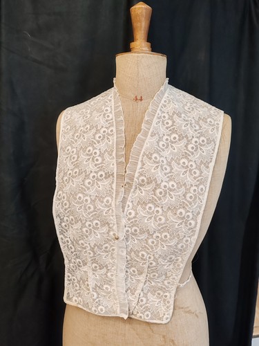 Linge ancien gilet sous veste - linge,