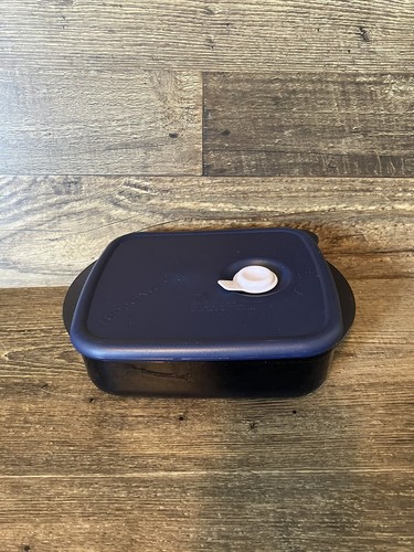Tupperware vent serve - vent, n