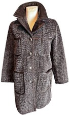 Manteau marron moucheté en