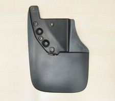 Garde boue arrière gauche