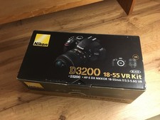 Nikon D3200 + objectif 18-55 VR