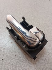 1x Poigné Porte Arrière