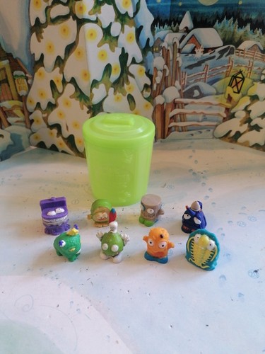 Lot figurines the - -,