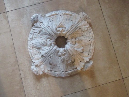 Ancienne rosace plafond - ancienne,