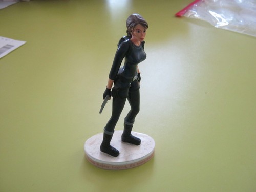 Figurine lara croft tomb - figurine,
