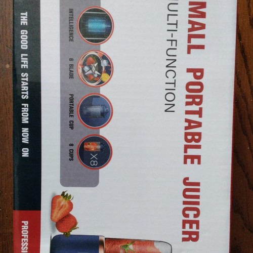 Small portable juicer - juicer, blender