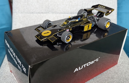 Autoart lotus type 72e - autoart,
