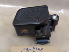 maitre cylindre de frein avant