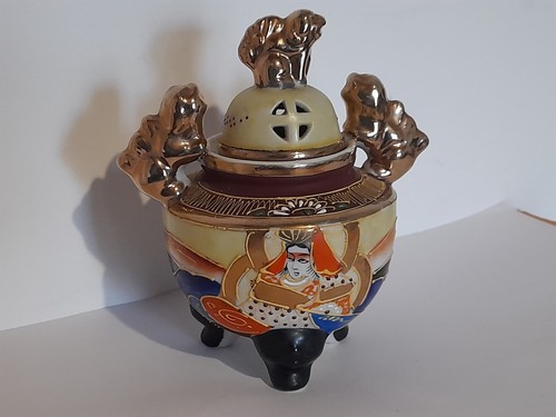 Ancien petit pot couvert - couvert, brule