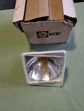 RENAULT 16 TX Un phare