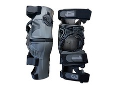 Mobius X8 Pair Knee Braces Medium Storm Grey Dirt Bike MX ATV - OPEN BOX ITEM -