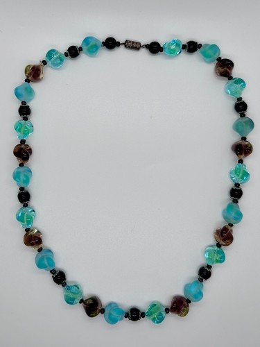 Collier ancien année - 1950, en