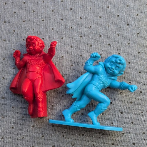 Kellogg lot 2 figurines - kellogg's,
