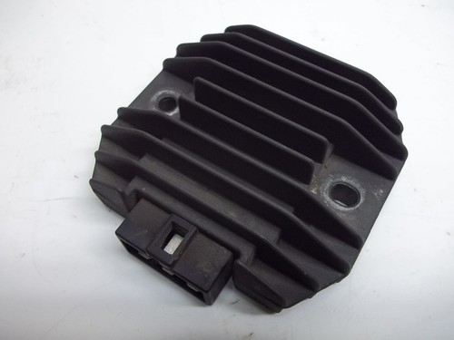 Regulateur kawasaki zr7 - kawasaki, zr7-s