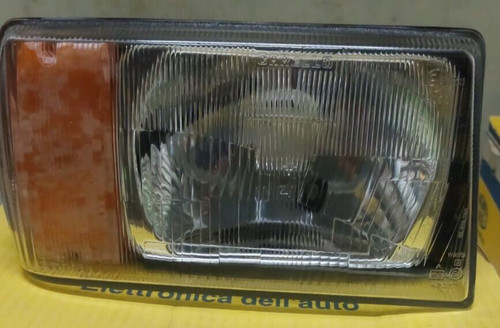 Phare projecteur droit lancia - projecteur,