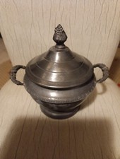 Soupière en Etain.Poinçon