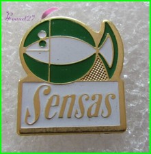 Pin's Article de Pêche SENSAS