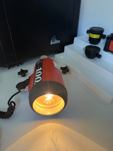 Ikelite 100a strobe - strobe,sync, cord
