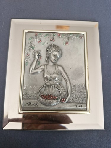 Bas relief étain les - bas-relief,