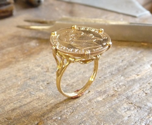 Bague pièce carats - or,