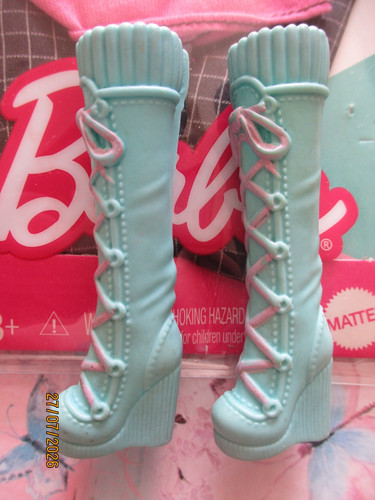 Poupee barbie paire de - /,