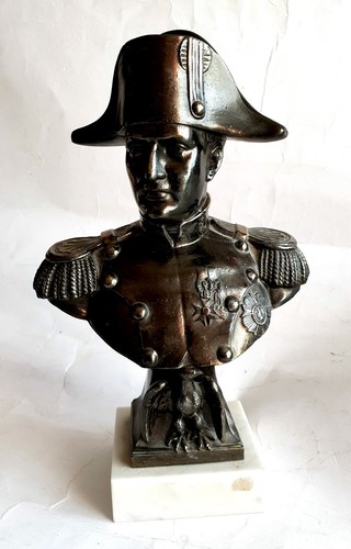 Tres beau buste statue - tres,