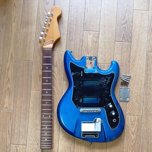 Ensemble manche corps guitare