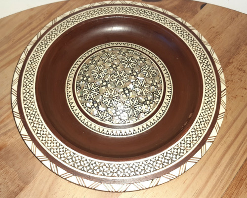 Assiette bois incrustation - assiette,