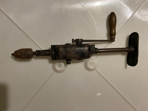 Ancienne chignole main - ancienne,