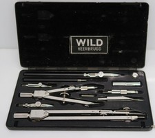 Ancienne boîte de compas Wild