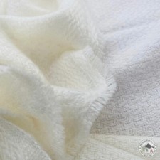 Écharpe en Cachemire " Chilime (चिलिमे)" Fait Main Népal ,Étole, Blanche