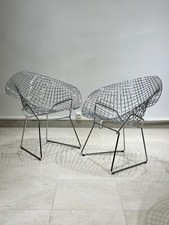 Pair of Knoll Diamond Armchairs by Harry Bertoia