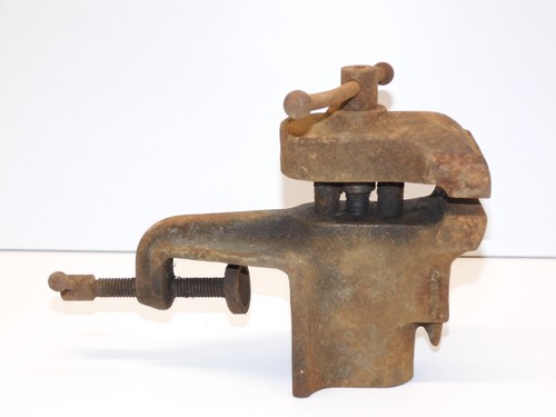 Outil main ancien etau - -outil,