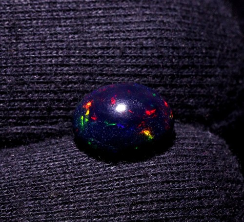 Cabochon opale noire naturelle